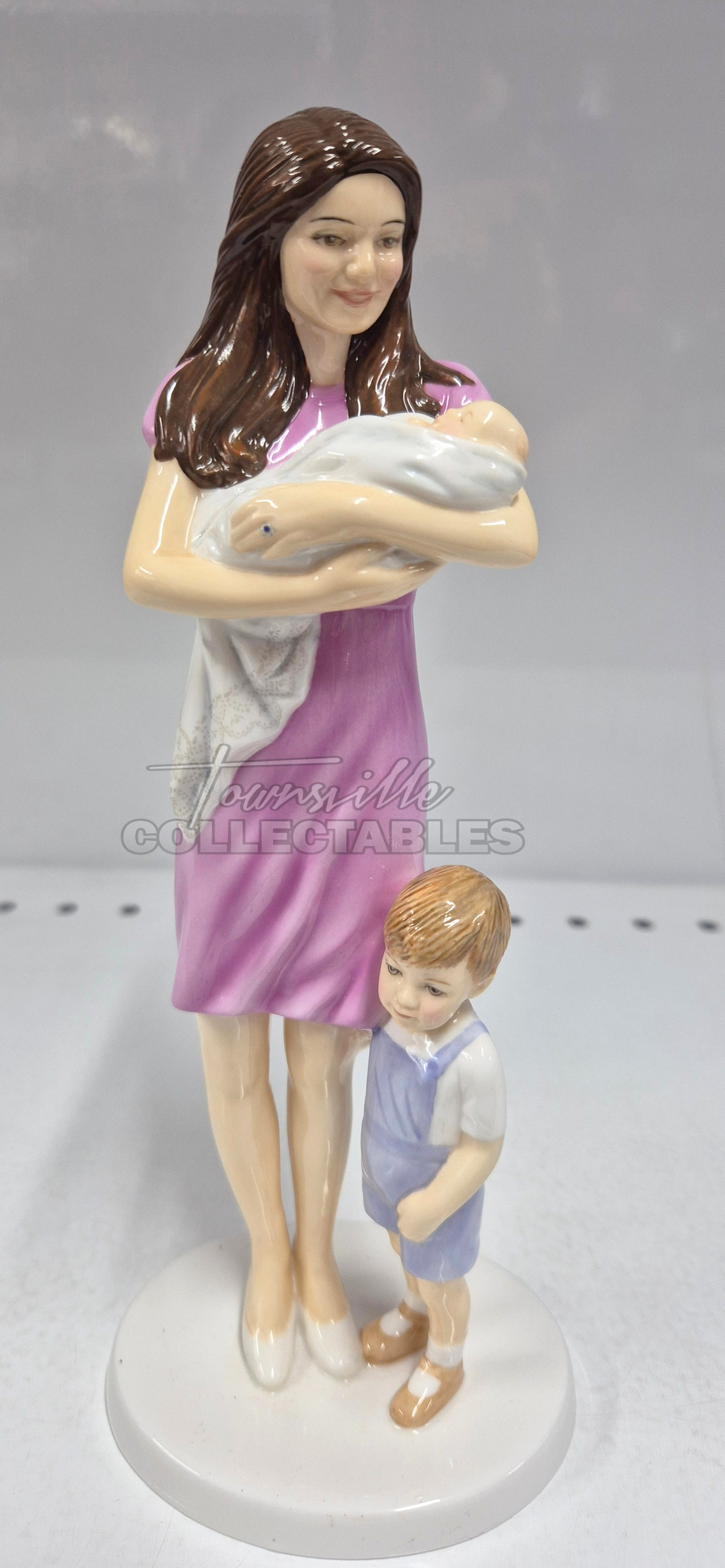 Princess Charlotte HN5795 to celebrate the birth of HRH Princess Charlotte of Cambridge. Limited Edition #0713 of only 3000 pieces world wide