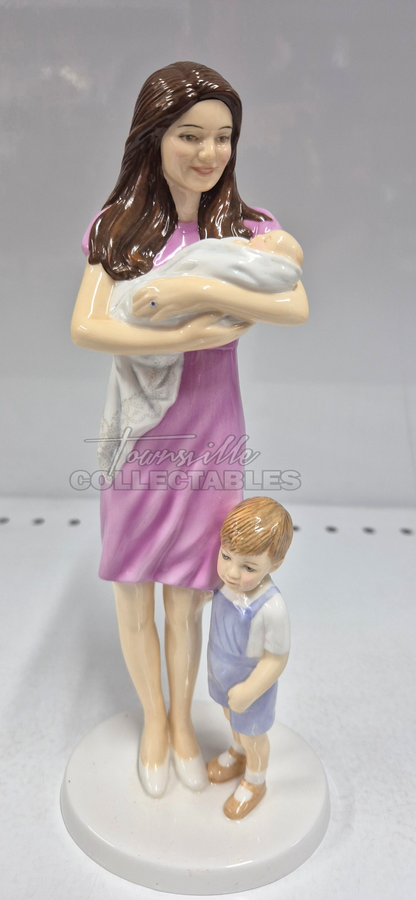 Princess Charlotte HN5795 to celebrate the birth of HRH Princess Charlotte of Cambridge. Limited Edition #0713 of only 3000 pieces world wide