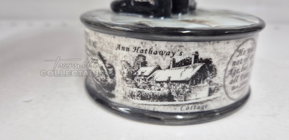 William Shakespeare HN5128 Royal Doulton The Pioneers Collection. Limited Edition #0141 of only 350 pieces world wide. Hand made and Hand painted in England. Personally signed by Michael Doulton.