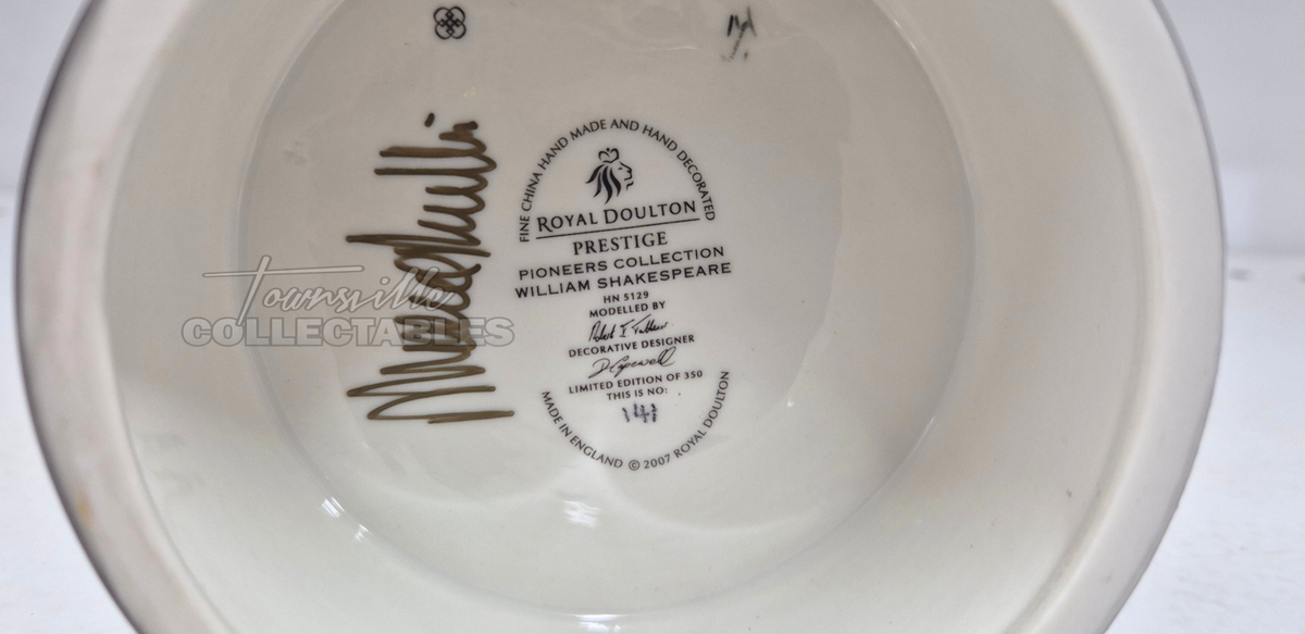 William Shakespeare HN5128 Royal Doulton The Pioneers Collection. Limited Edition #0141 of only 350 pieces world wide. Hand made and Hand painted in England. Personally signed by Michael Doulton.