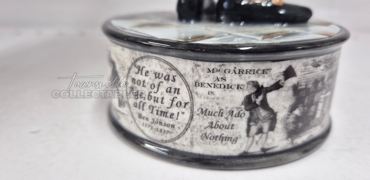 William Shakespeare HN5128 Royal Doulton The Pioneers Collection. Limited Edition #0141 of only 350 pieces world wide. Hand made and Hand painted in England. Personally signed by Michael Doulton.